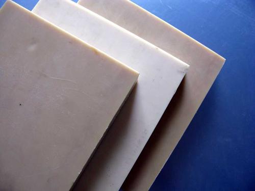 尼龍靜電板的外觀特點(diǎn)與優(yōu)勢