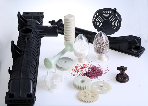 影響改性尼龍再生料價格的主要因素